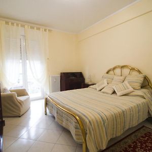 Camera con letto king size